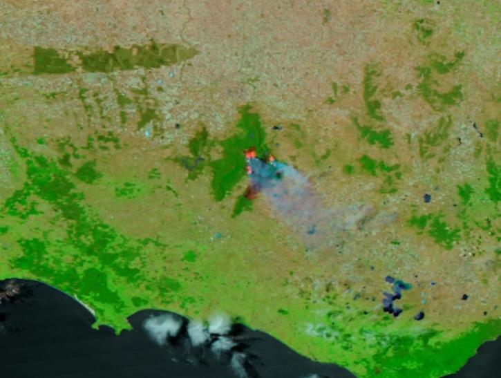 False-color corrected reflectance image of bushfires in Grampian National Park, Australia on 25 December 2024 from the VIIRS instrument aboard the NOAA-21 satellite