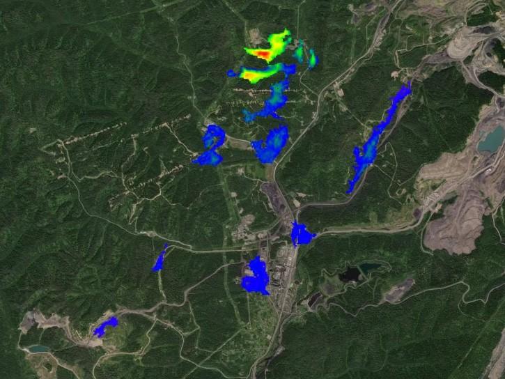 Methane emissions detected by GHGSAT over the volcano Mount Fentale, Ethiopia on January 31, 2025 at 07:59:33 UTC. The image shows a Mapbox basemap satellite image of the volcano with the GHGSAT-detected emissions data superimposed on top. A rainbow colour ramp for the plumes shows the enhancement of methane above local background levels in parts per billion, with dark blue as low and bright red as high. The emission rate is estimated to be 58 metric tonnes per hour.