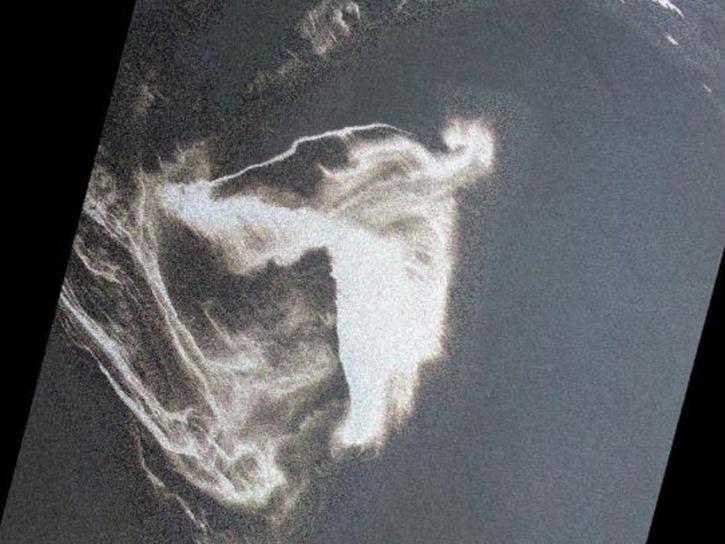 ASTER image of the Deepwater horizon oil spill 