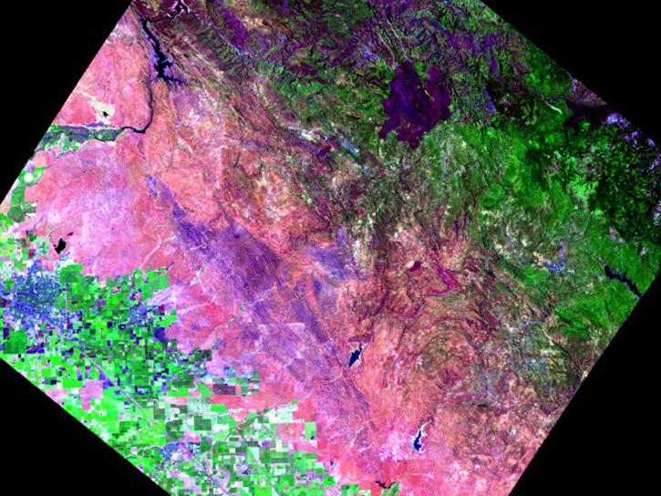 EMIT image depicts a portion of the Sierra Nevada foothills west of San Jose, California, US