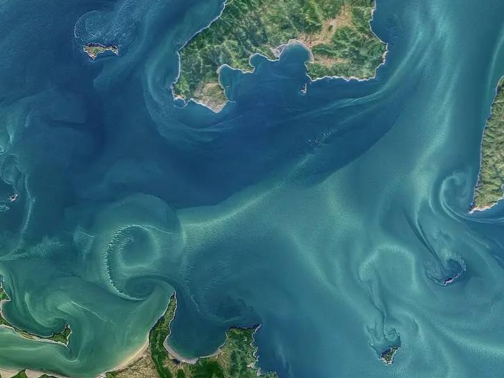 ocean waves from a satellite view