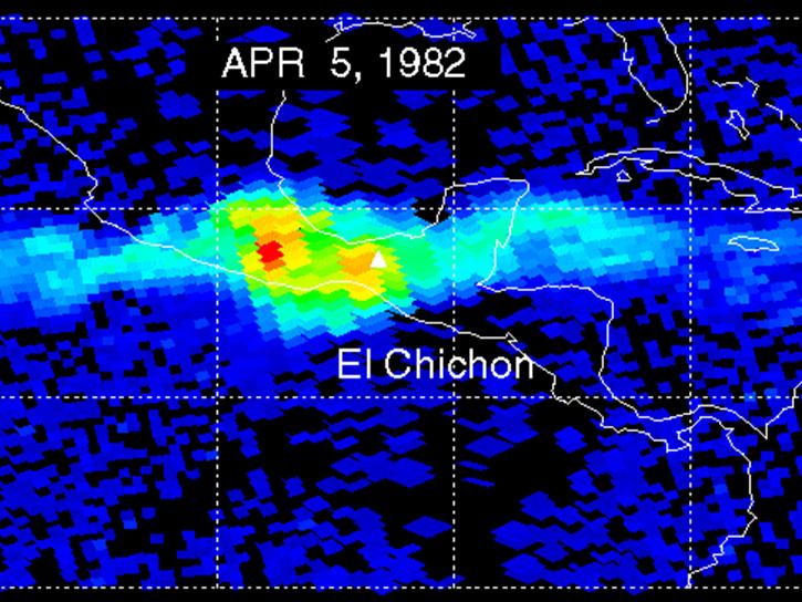 false-color images of the SO2 clouds on the second day the eruption