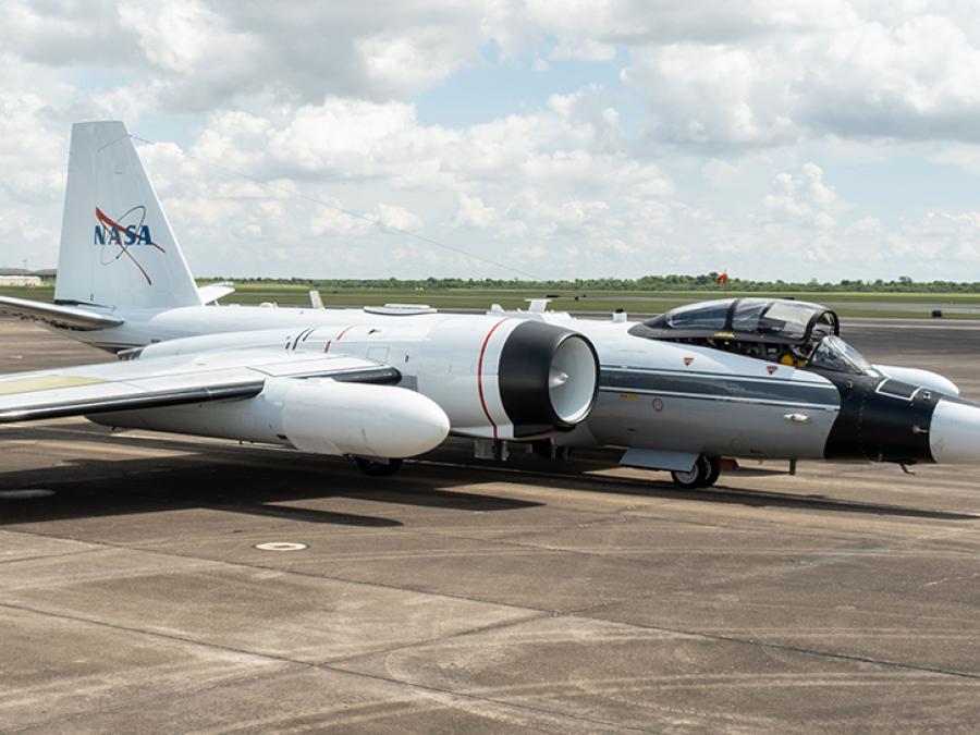 COMEX aircraft