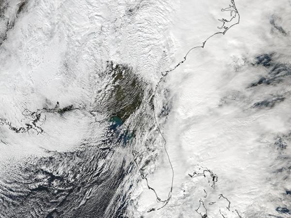 image of snowstorm along US east coast