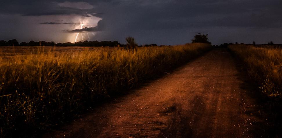 weather_lightning