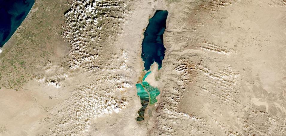 True color image of the Dead Sea and Salt Evaporation Ponds on 21 December 2022 from the MSI instrument aboard ESA's Sentinel 2A and 2B satellites