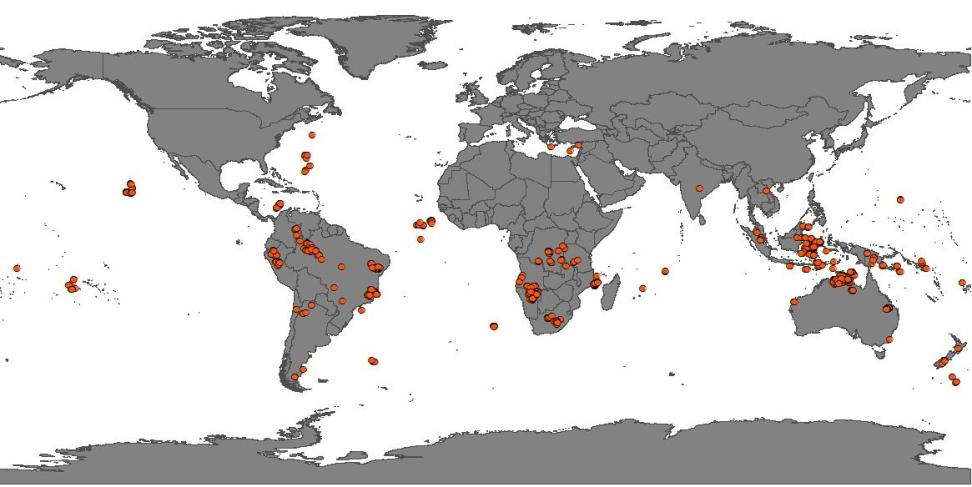 global map with orange dots indicating lighting strikes