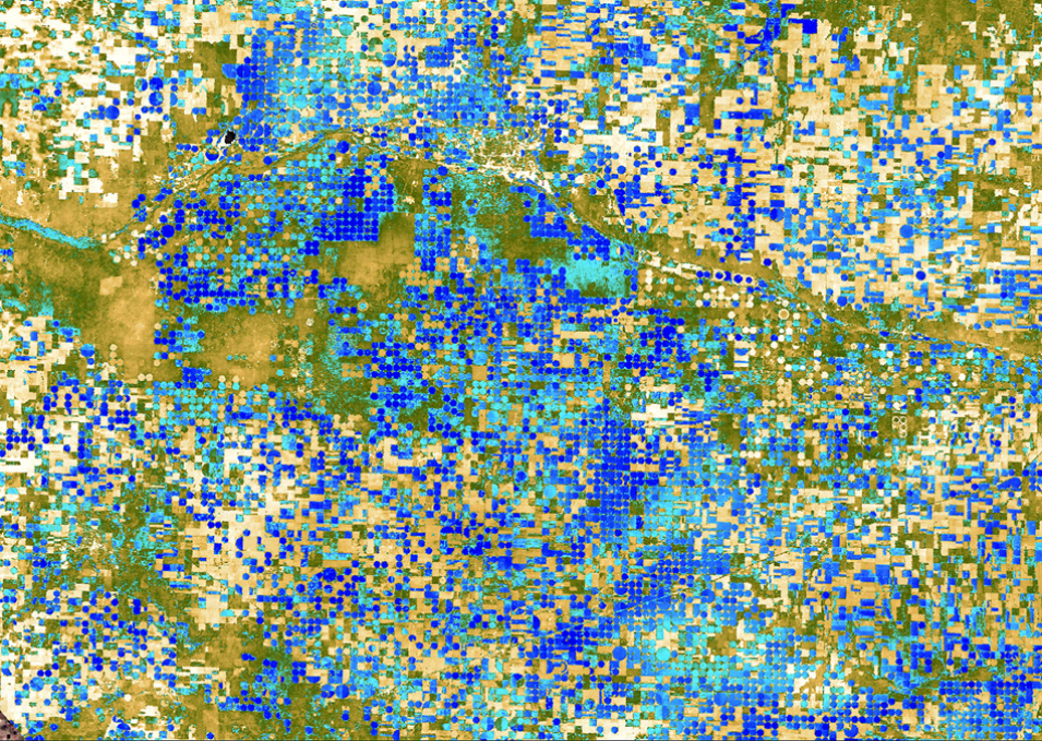 An ECOSTRESS image showing the impact of center-pivot irrigation on agricultural land in Kansas.