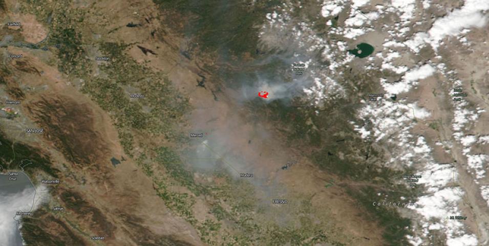 Ferguson Fire in California on 15 July 2018 (Suomi-NPP/VIIRS)