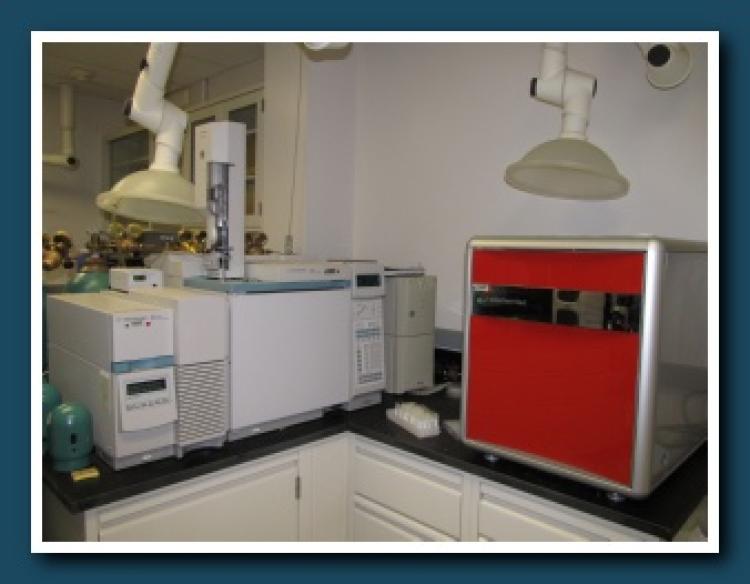 NASA’s Ocean Biogeochemistry Lab is equipped with many instruments.