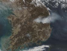 True-color corrected reflectance image of fires in South Korea on March 26, 2025 from the VIIRS instrument aboard the joint NASA/NOAA NOAA-21 satellite