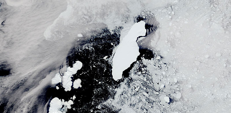 Iceberg A68A on 11 January 2020 (Terra/MODIS)